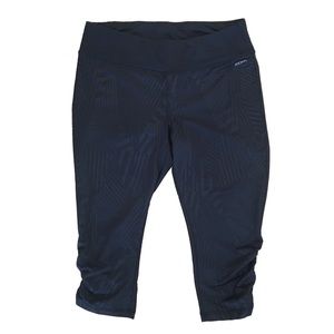 Black Patterned Ruched Cropped Jockey Capri Leggings